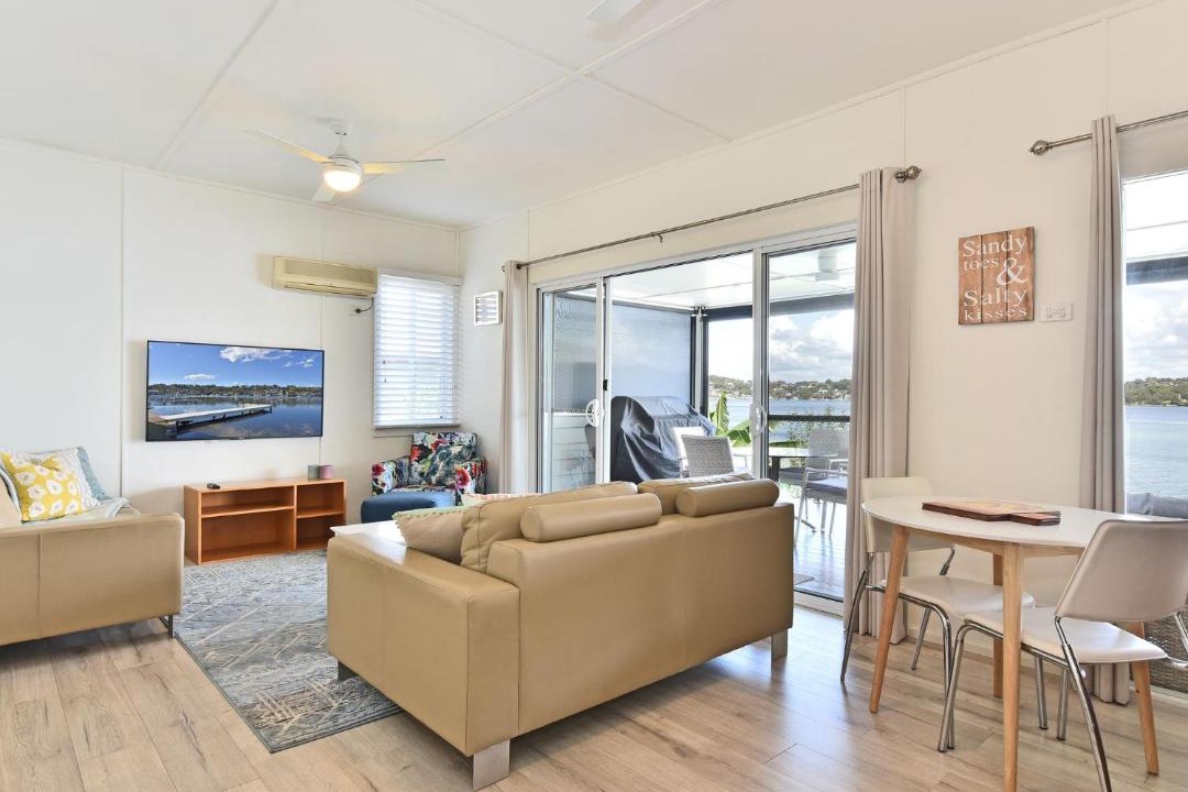 Photo of Livingroom in Coal Point