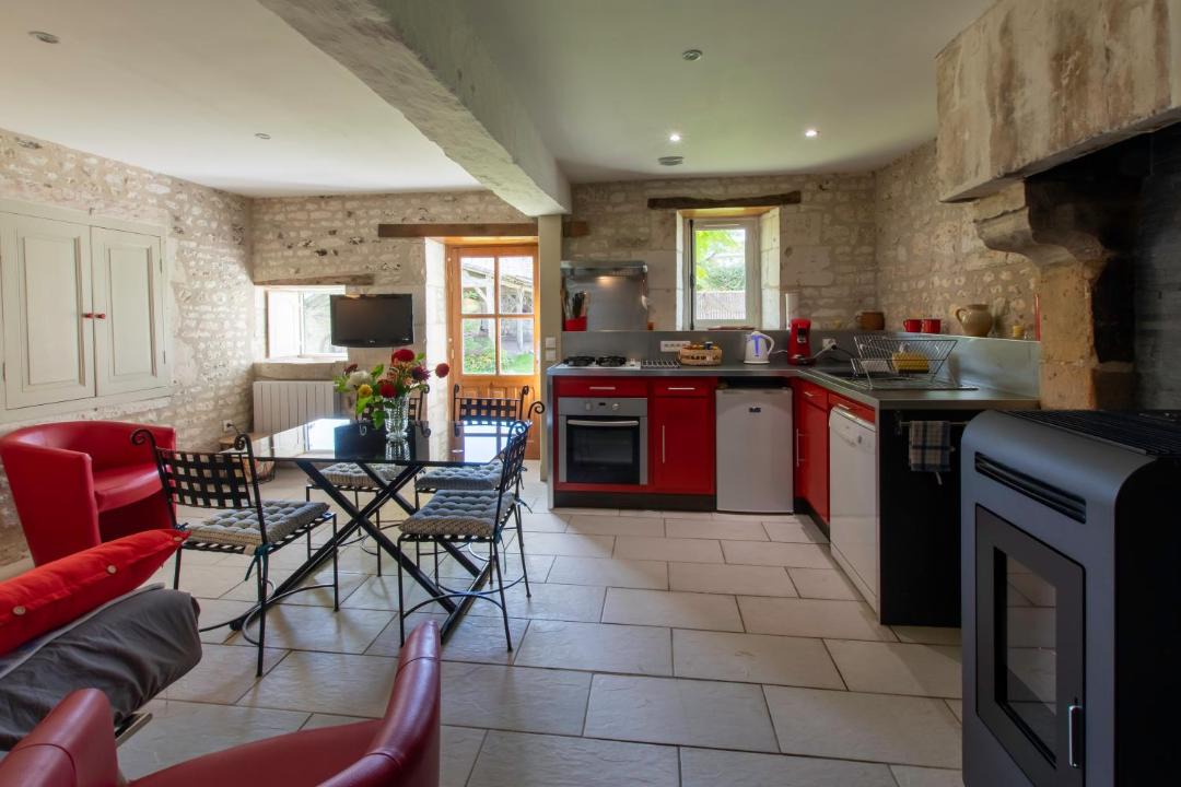 Photo of Kitchen in Assay