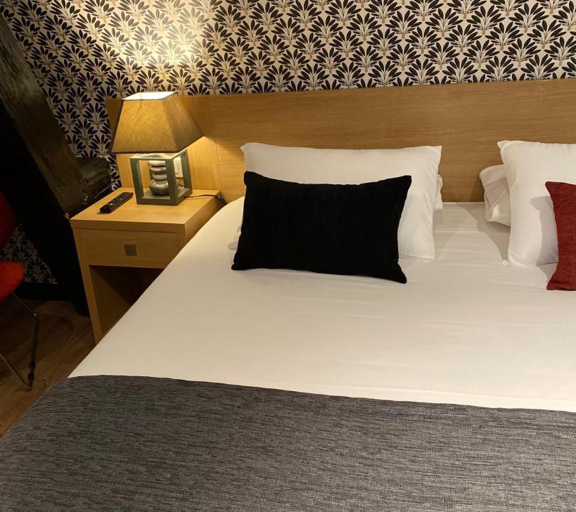 Photo of Bedroom in Chalon-sur-Saone