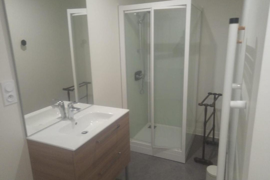 Photo of Bathroom in Bruges-Capbis-Mifaget