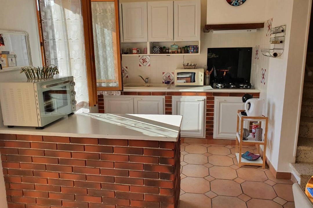 Photo of Kitchen in Carla-de-Roquefort