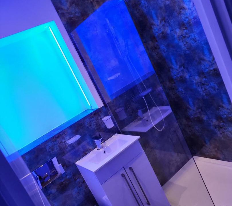 Photo of Bathroom in Stratford-upon-Avon