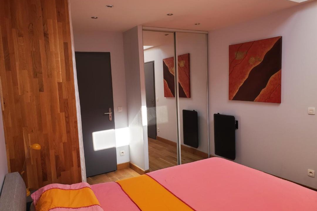 Photo of Bedroom in Moirans