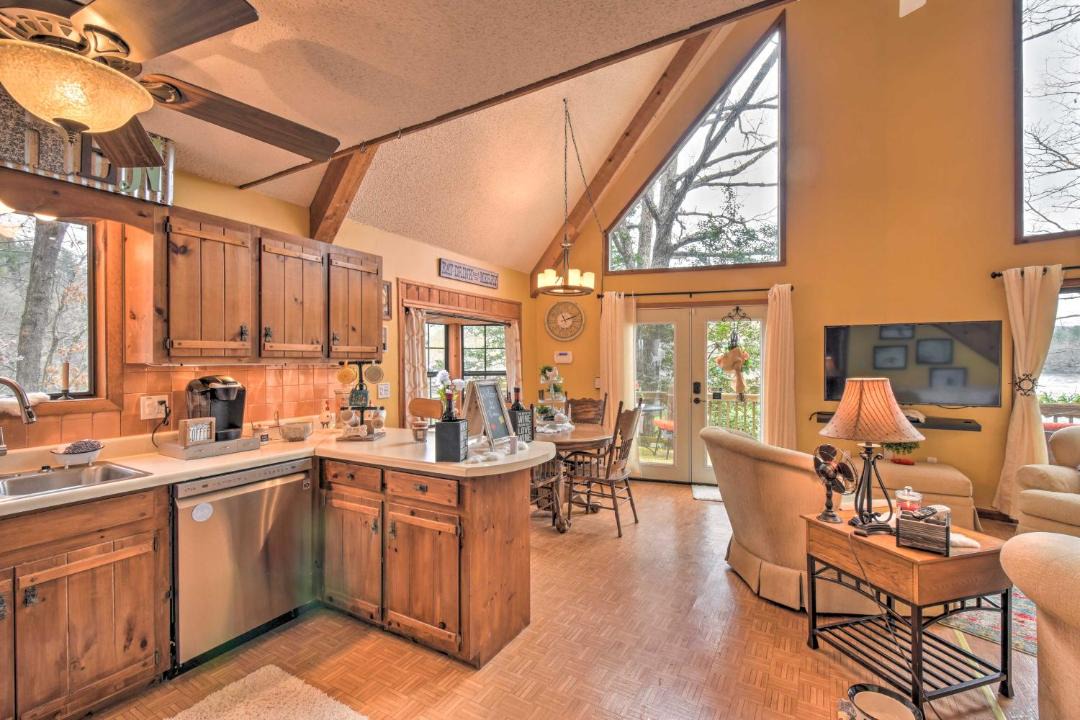 Photo of Others in Murphy