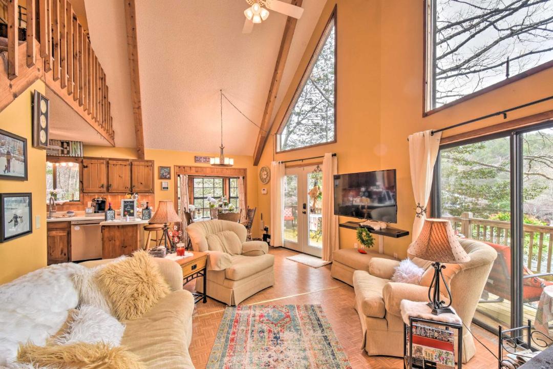 Photo of Livingroom in Murphy