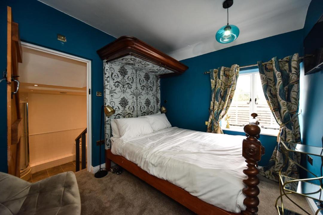 Photo of Others in Crich