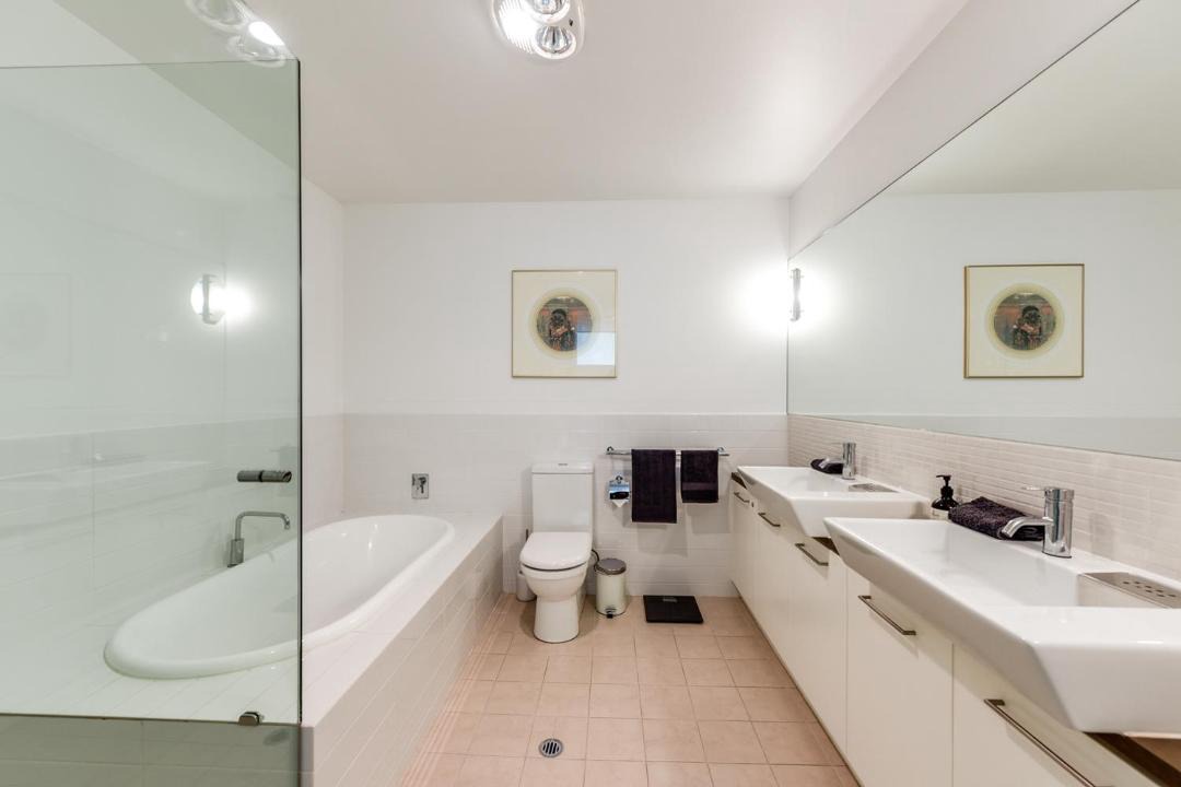Photo of Bathroom in Victor Harbor