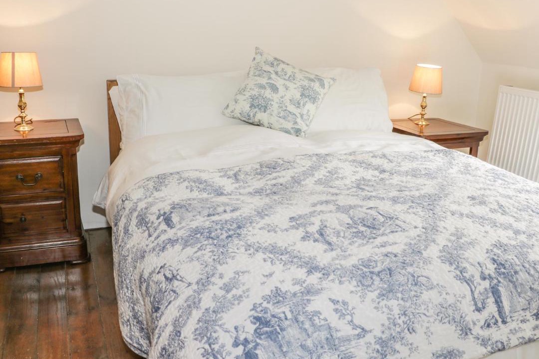 Photo of Others in Clows Top