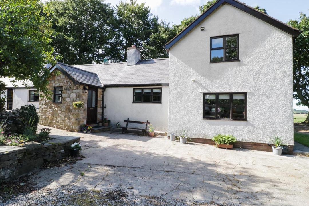 Photo of Others in Denbigh