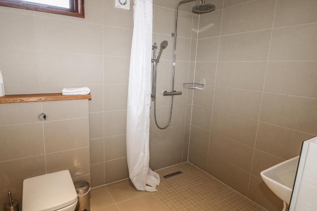 Photo of Bathroom in Barnsdale