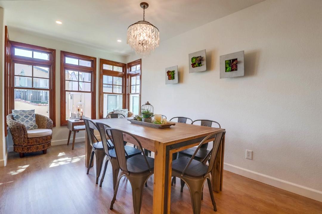 Photo of Livingroom in Mission Beach