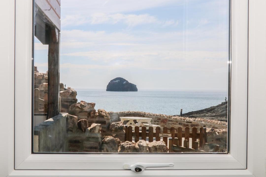 Photo of Others in Trebarwith Strand