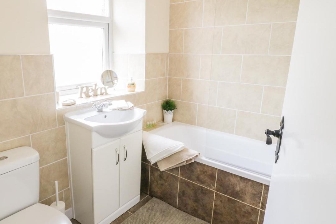 Photo of Bathroom in Ingrow