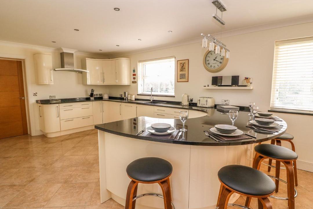 Photo of Others in Tremain