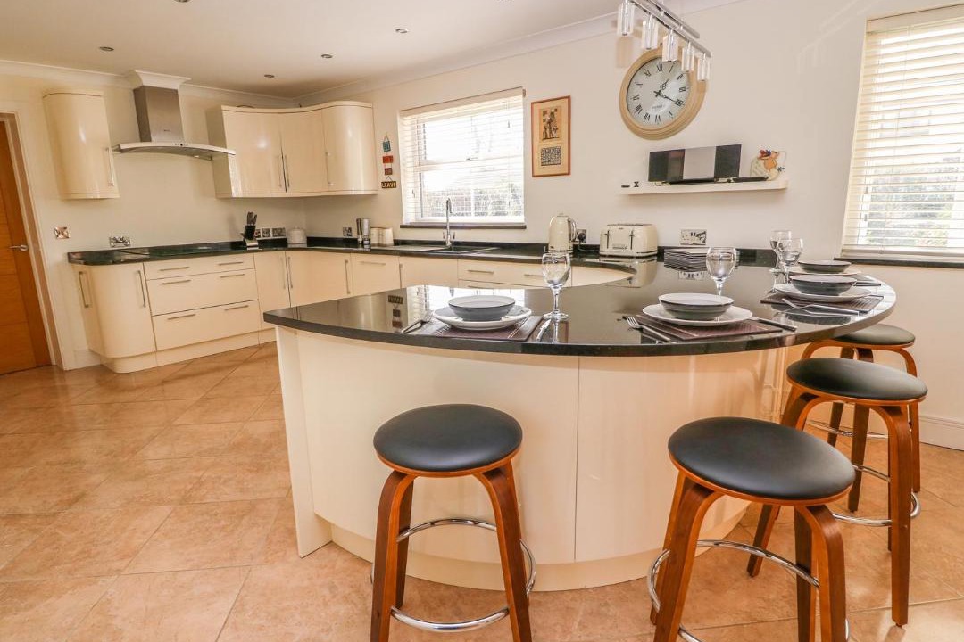 Photo of Others in Tremain