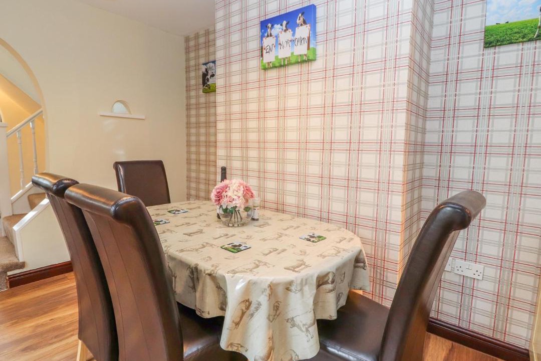 Photo of Others in Henllan