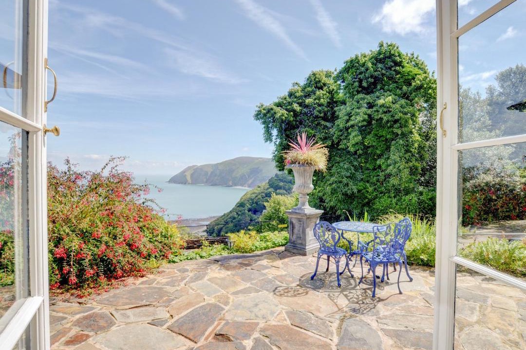 Photo of Patio Balcony in Lynton