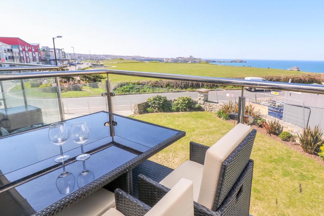 Photo of Patio Balcony in Lusty Glaze