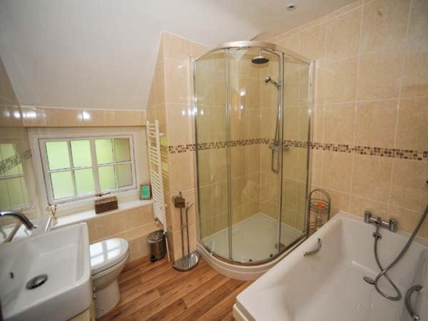 Photo of Others in Leek