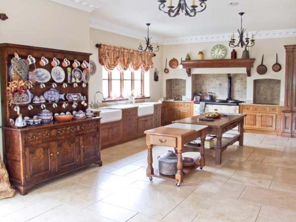 Photo of Livingroom in Coed-Y-Paen
