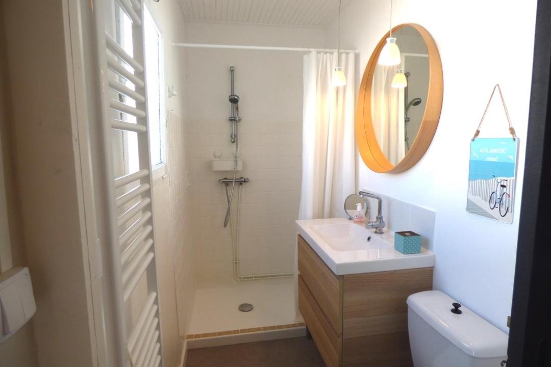 Photo of Bathroom in Saint-Gilles-Croix-de-Vie