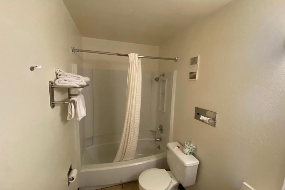 Photo of Bathroom in Ruidoso