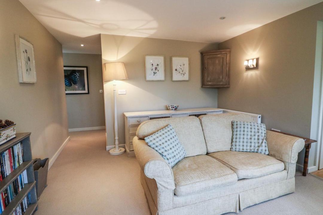 Photo of Livingroom in Midhurst