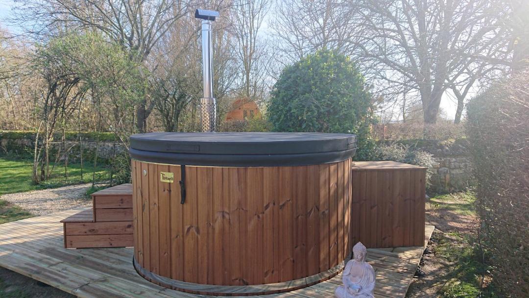 Photo of Others in Asnieres sur Vegre