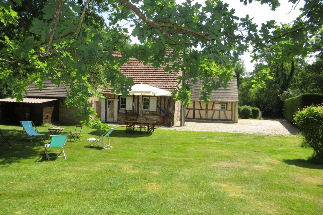 Photo of Buildings in Salbris