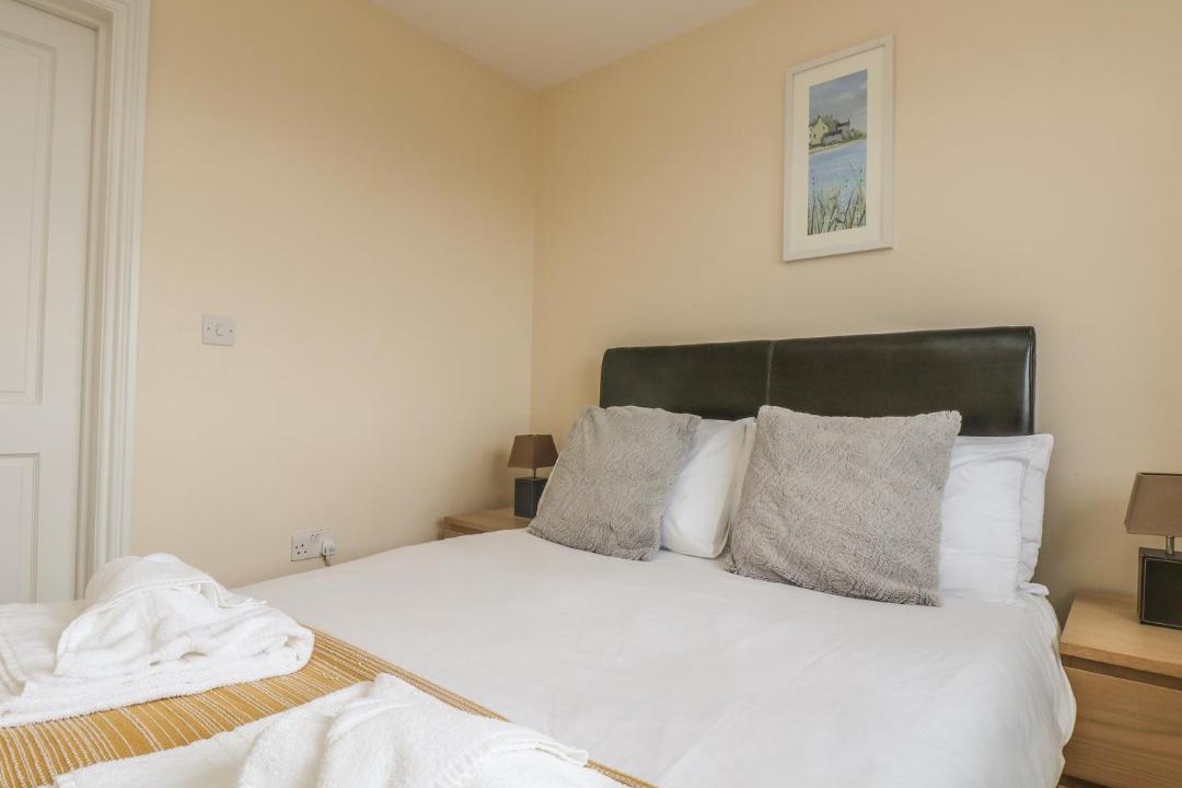 Photo of Others in Longrock