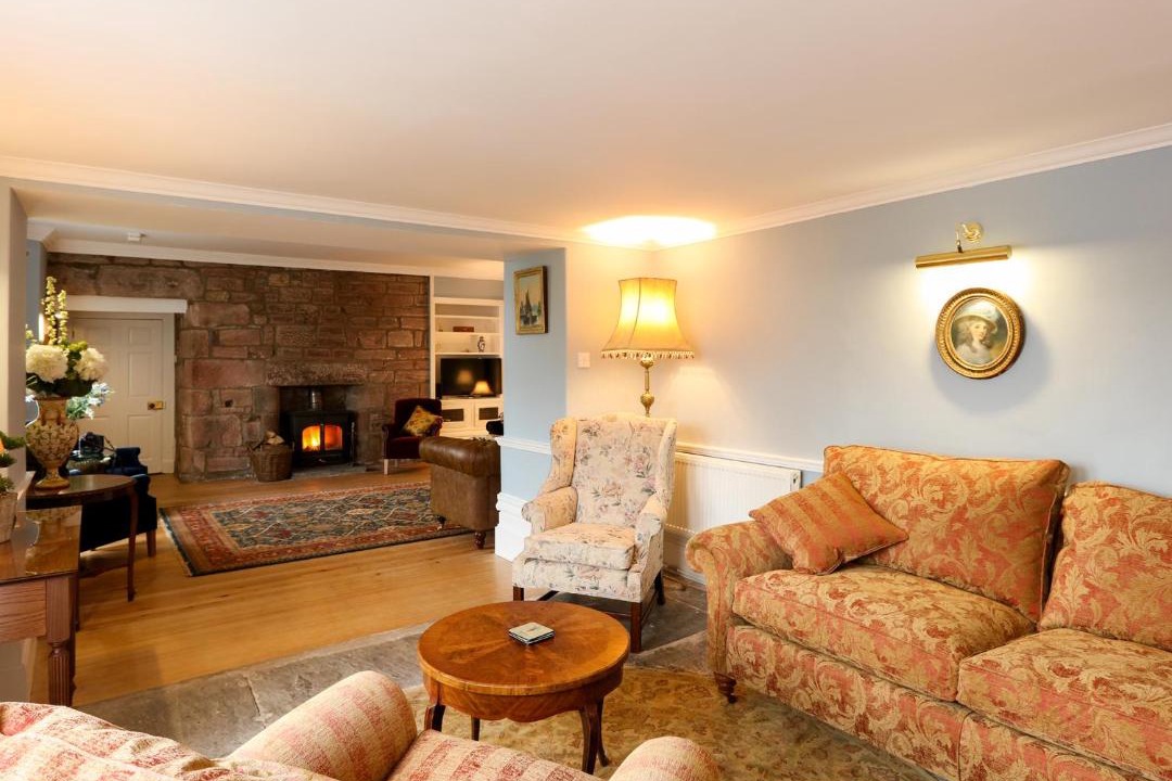 Photo of Others in Chapel en le Frith