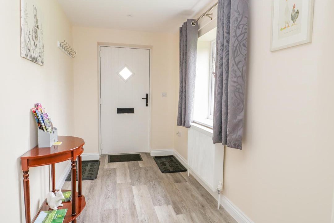 Photo of Others in Alweston