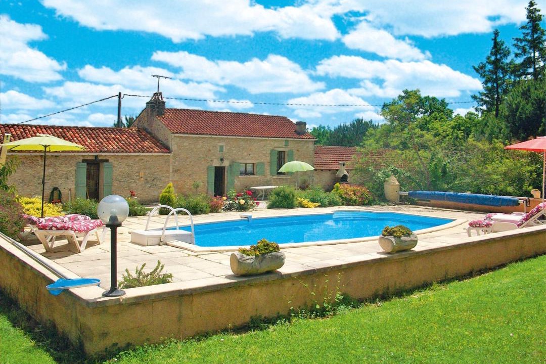 Photo of Others in Blanquefort-sur-Briolance