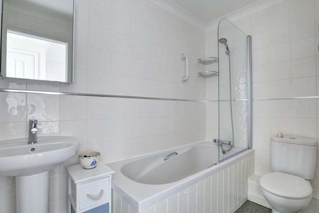 Photo of Bathroom in Treator