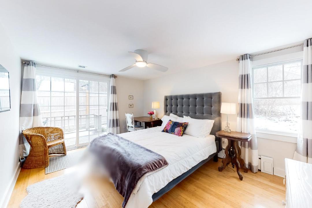 Photo of Others in Vineyard Haven