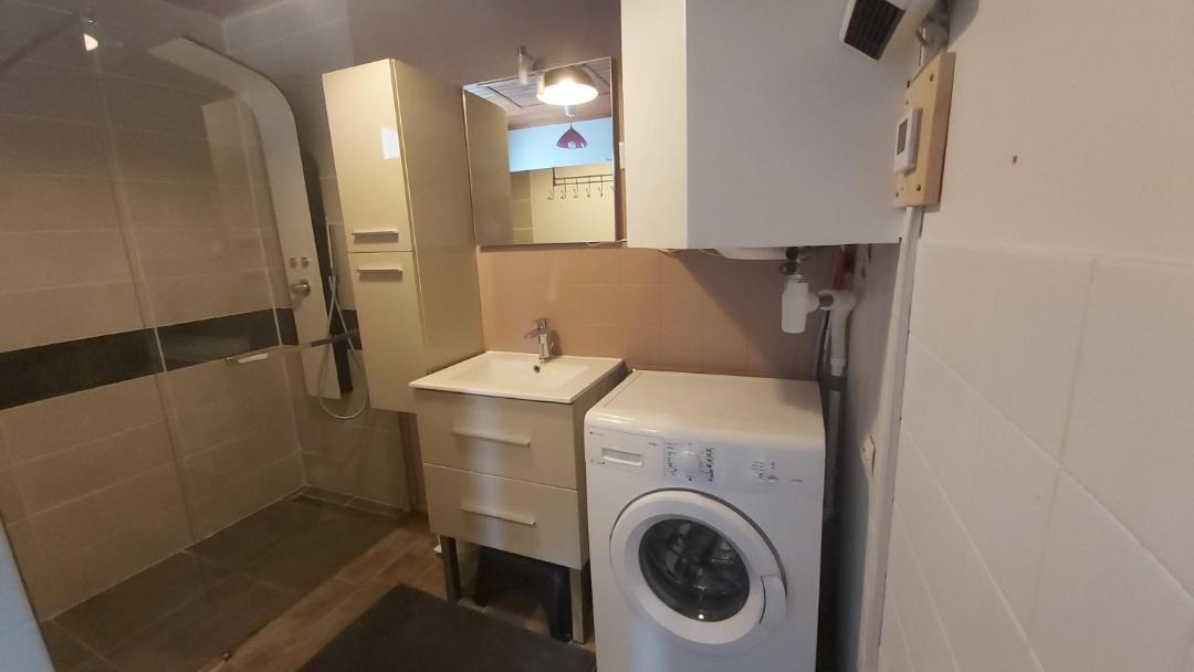 Photo of Bathroom in Sarras