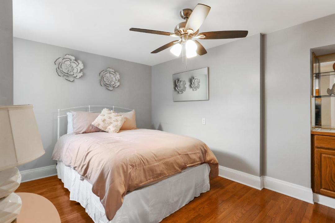 Photo of Bedroom in Lake Geneva
