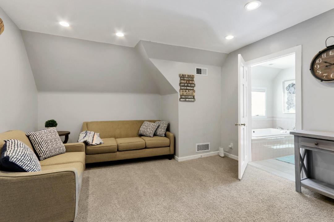Photo of Livingroom in Lake Geneva