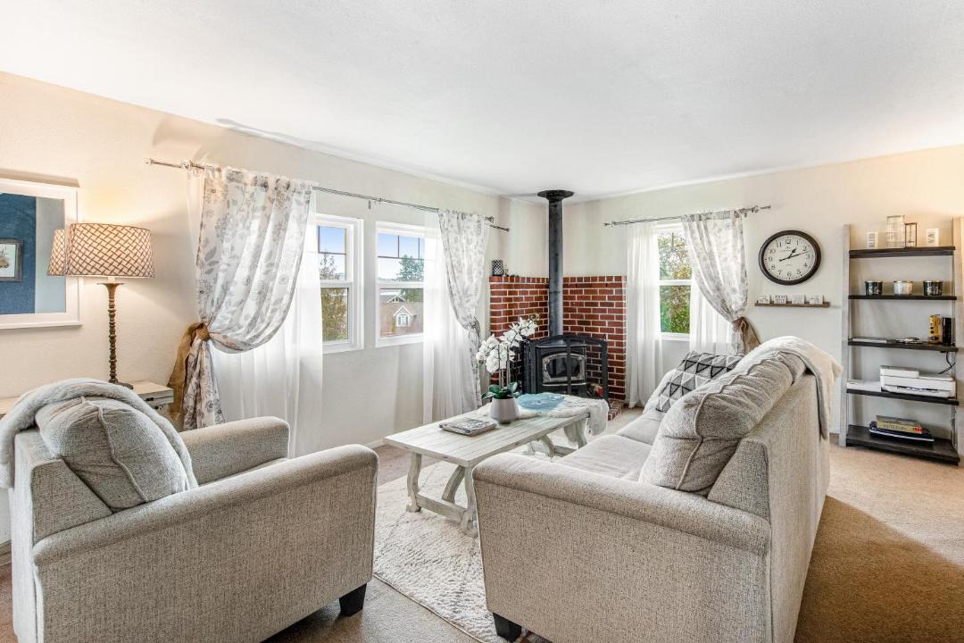 Photo of Others in Fox Island