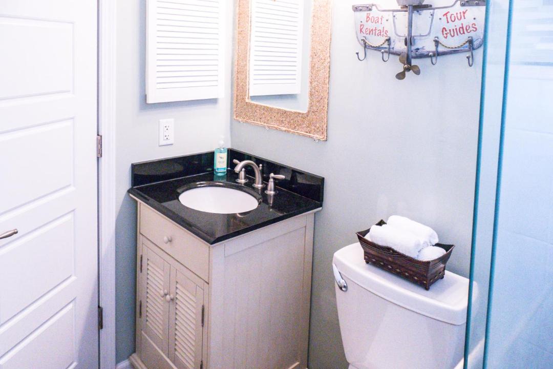 Photo of Bathroom in Tybee Island