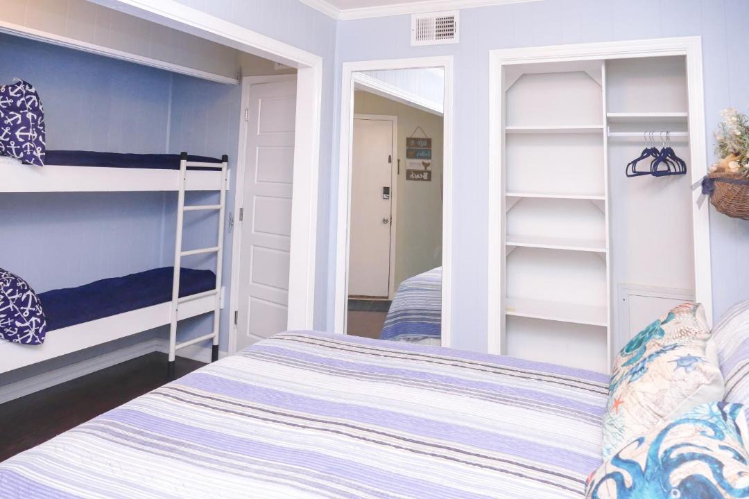 Photo of Bedroom in Tybee Island