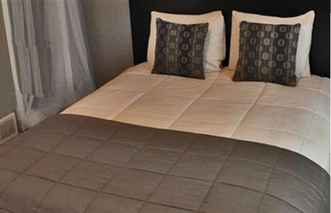 Photo of Bedroom in West Main HIll