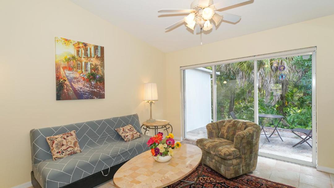 Photo of Others in Park East