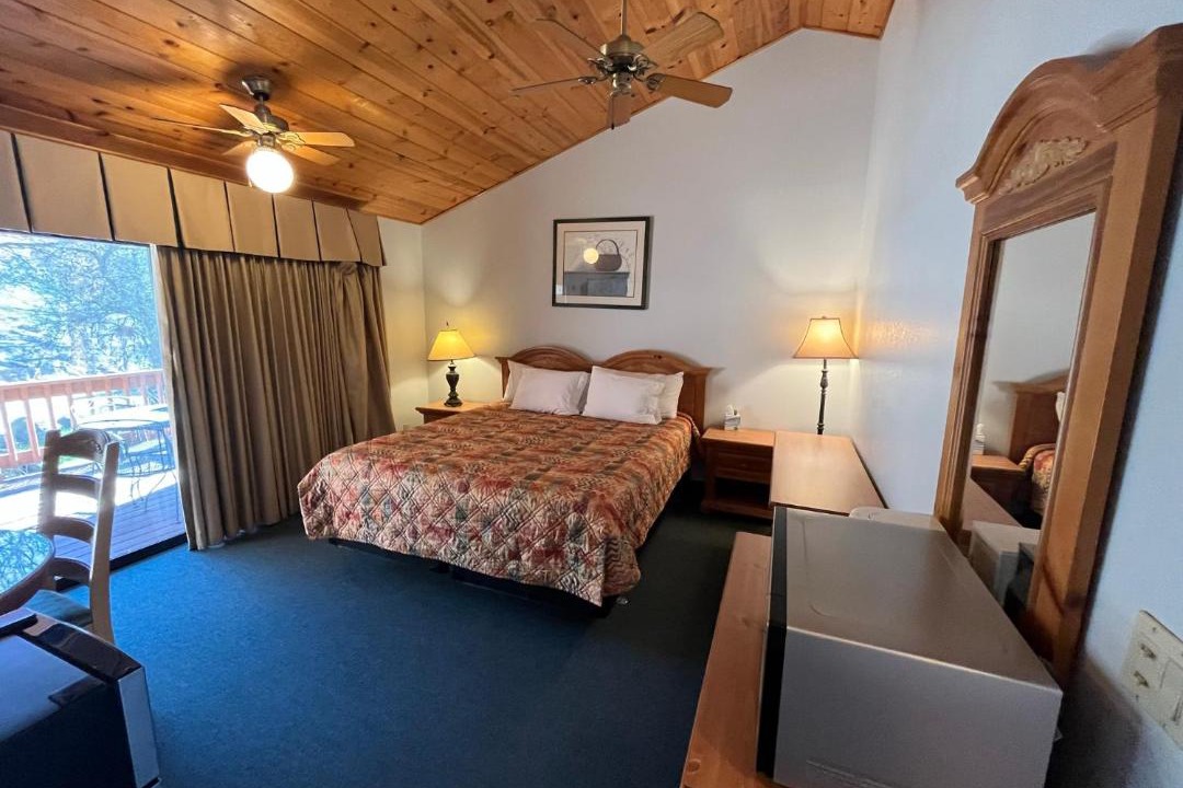 Photo of Bedroom in Kernville