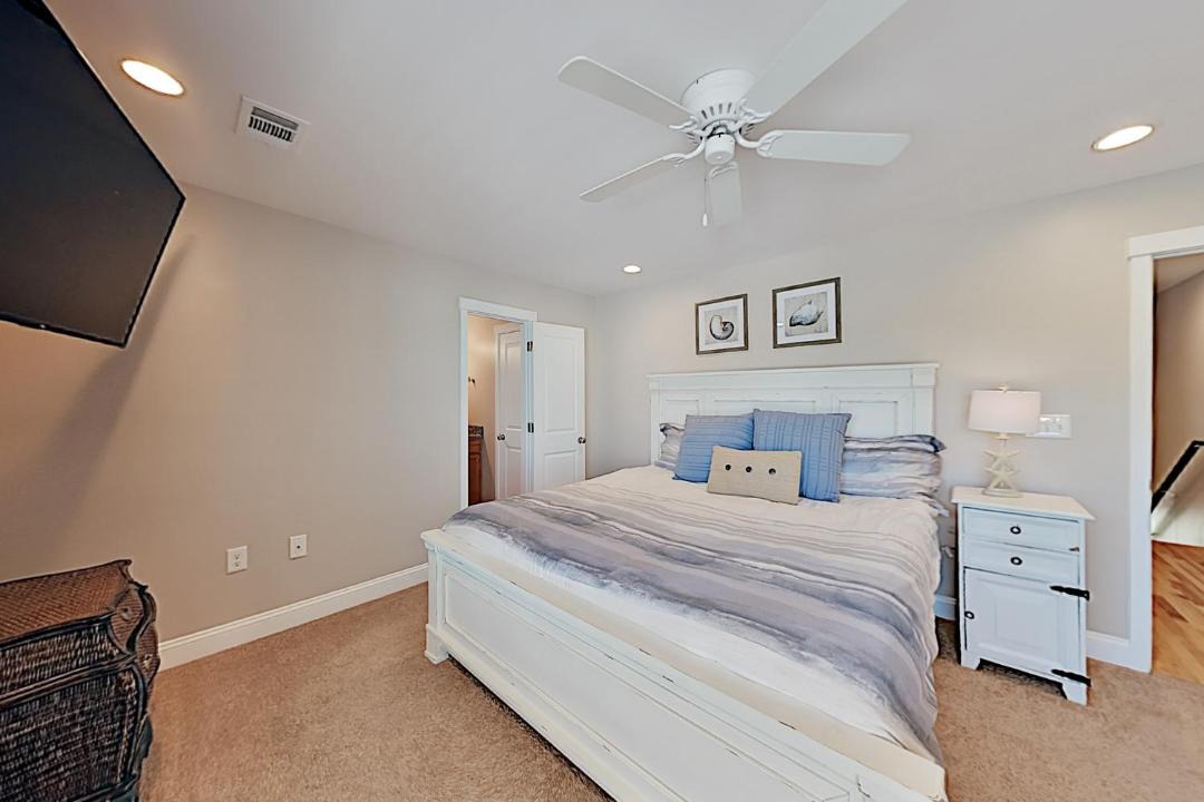 Photo of Bedroom in Tybee Island
