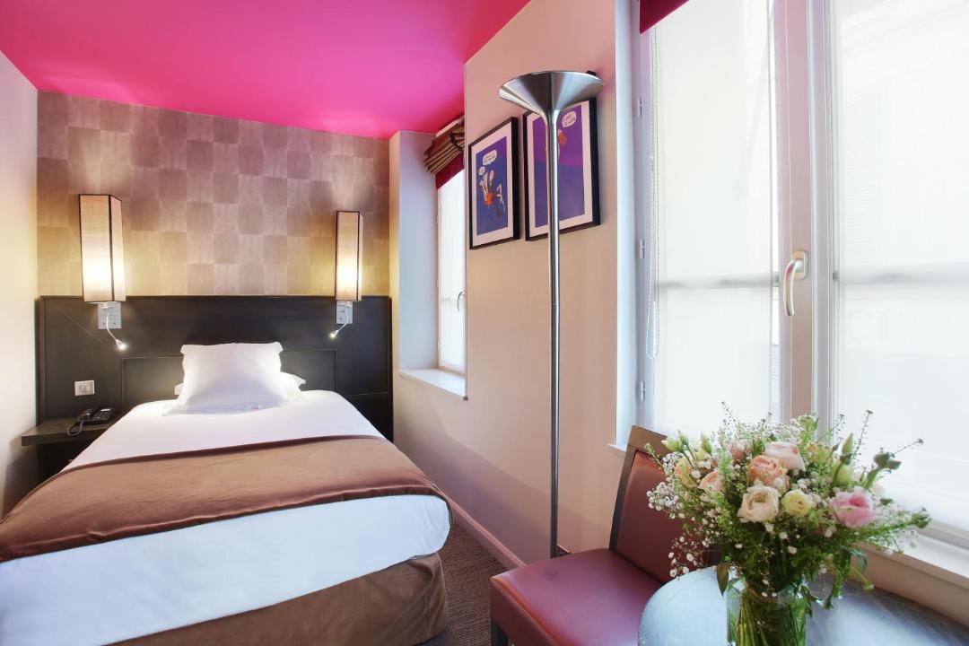 Photo of Bedroom in Passy
