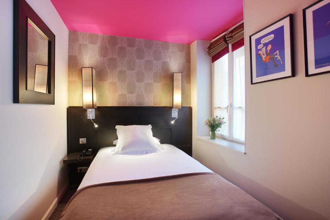 Photo of Bedroom in Passy