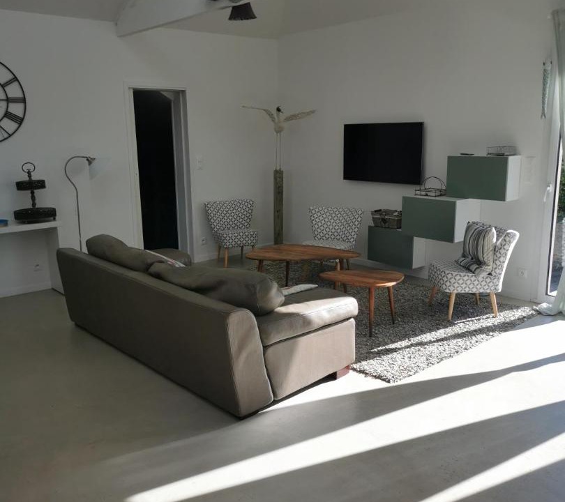 Photo of Livingroom in Saint-Martin de Brehal