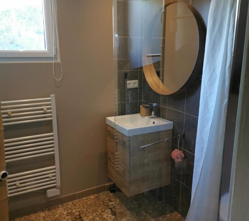 Photo of Bathroom in Saint-Martin de Brehal