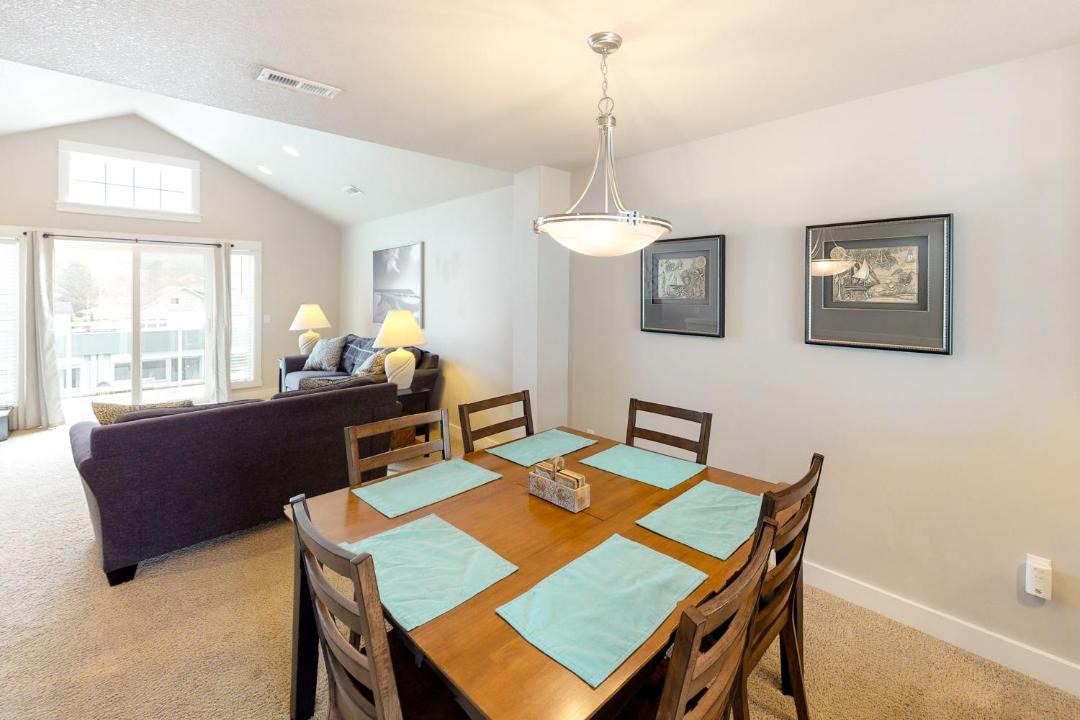 Photo of Livingroom in Rockaway Beach